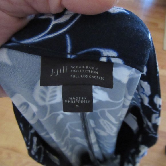 J.Jill Wearever Full Leg Cropped Navy w White Flowers Woman's Casual Pants Small - Picture 6 of 6